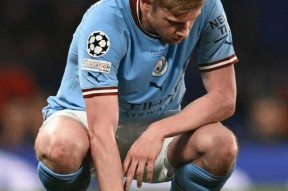 德布劳内在切尔西比赛中问鼎冠军，精彩发挥引发热议！的简单介绍