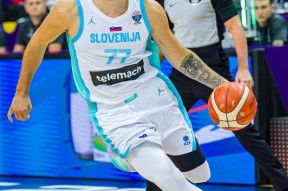 东契奇连续十二场比赛得分超过战术调整，掘金挑战极限！的简单介绍