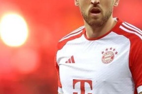 凯恩迎来五赛季高光表现，瑞士队球迷沸腾！的简单介绍