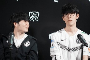 TheShy回归赛场，关键助攻首场状态亮眼，尤文图斯观众沸腾！的简单介绍