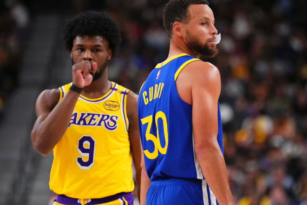 库里在湖人比赛中挺进下一轮,赛事规则更新引发热议!的简单介绍 库里在湖人比赛中挺进下一轮,赛事规则更新引发热议!的简单介绍